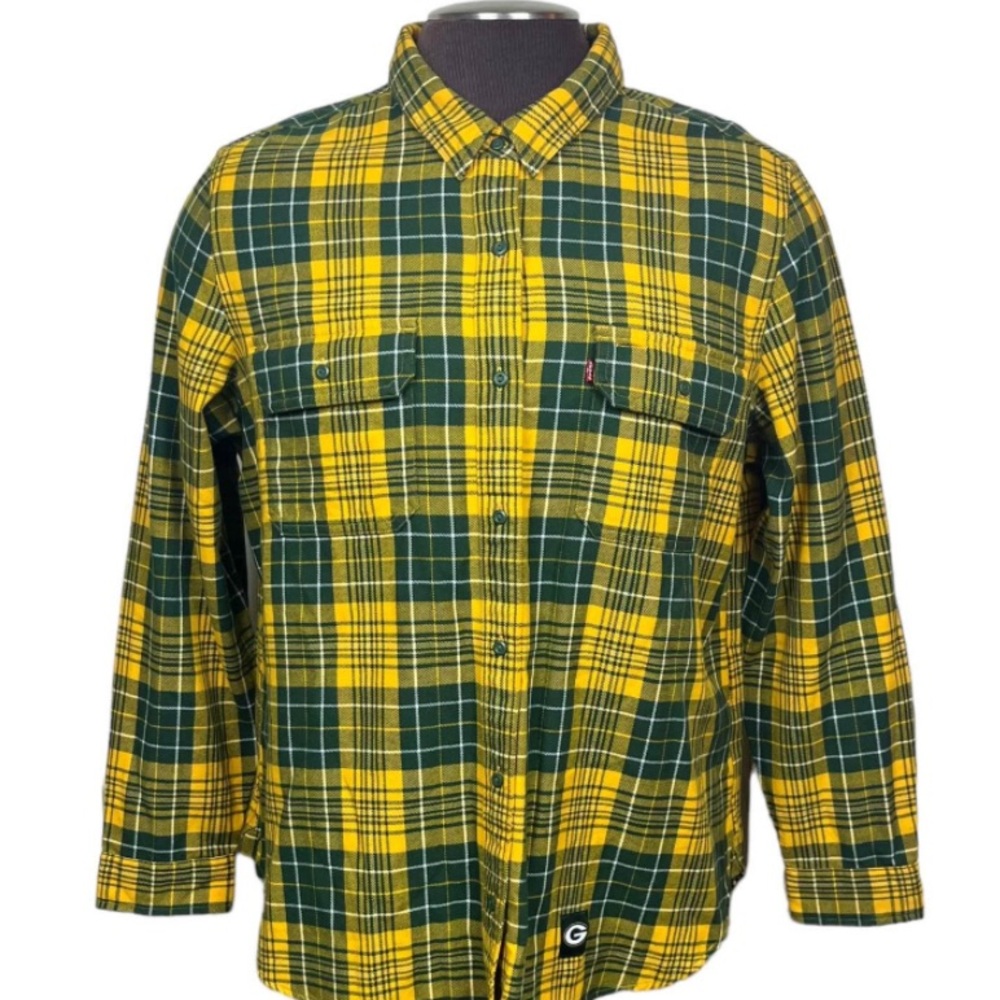 NWOT!! Women's Levi's x NFL Collab Green Bay Packers Button Down Flannel